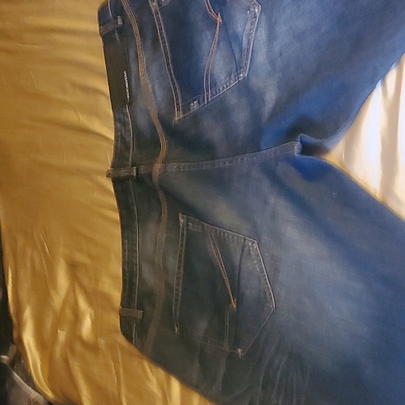 Jeans - Picture 4 of 4